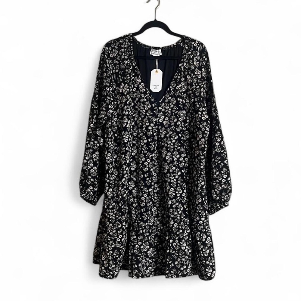 Loveriche Dress Sz 3XL Ditsy Black Floral Dark Romantic Pleated Tiered Vacation